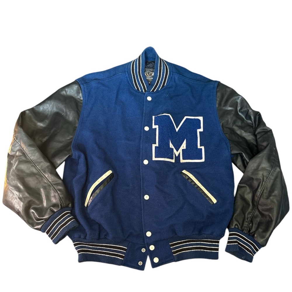 Vintage 80s Varsity Jacket Size:Large
l